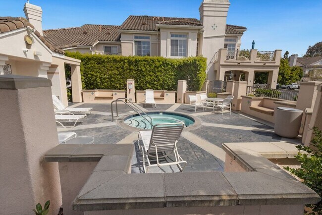 Building Photo - Spacious Laguna Niguel 3 Bed 2 Bath Condo Near Dana Point Harbor