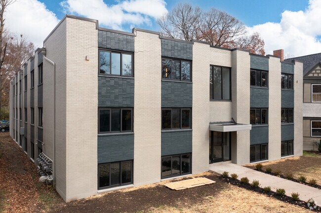 Building Photo - Grafton House