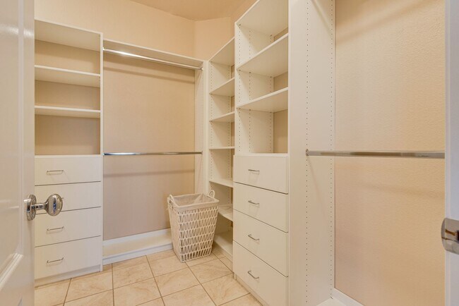 Building Photo - MacDonald Ranch Dream Home with Resort Style Backyard