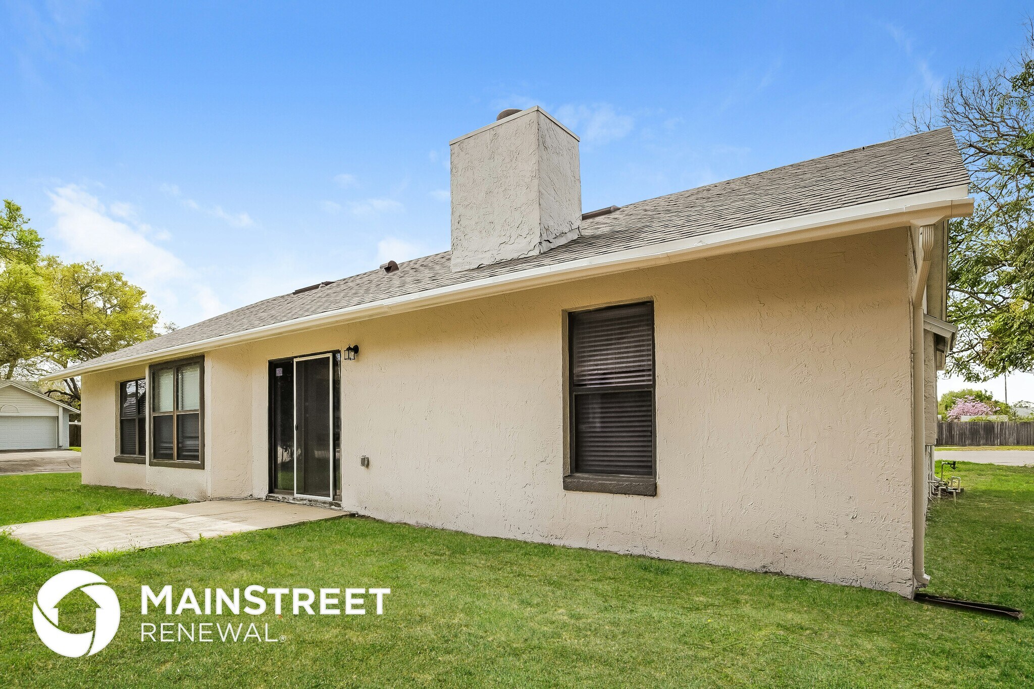Building Photo - 2403 Covedale Ct