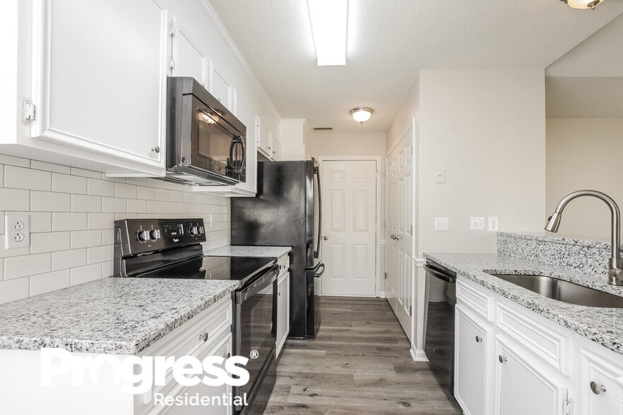 Building Photo - 4201 Swan Sea Ct