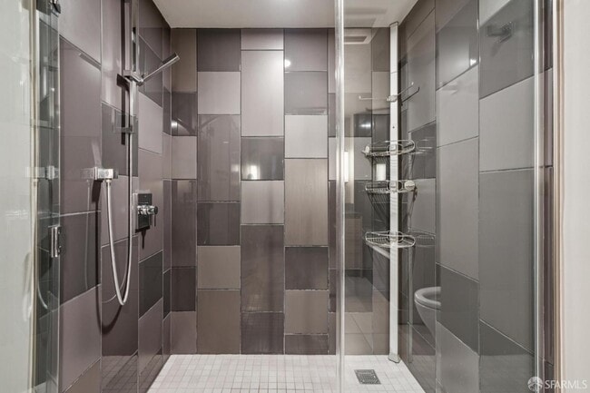 Building Photo - 708 Long Bridge St