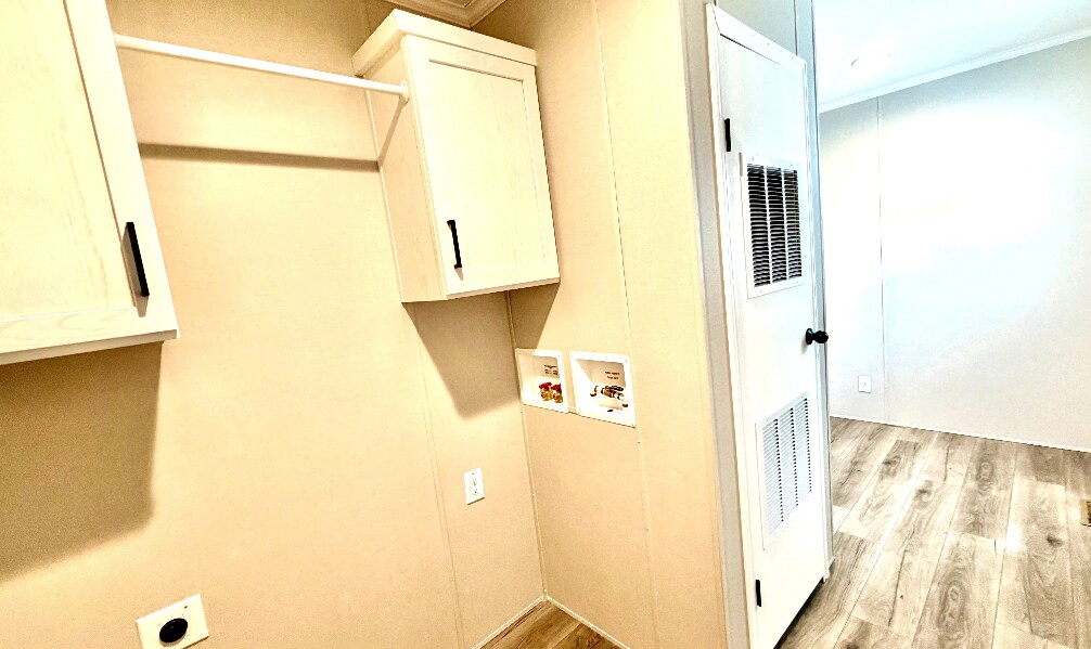 Building Photo - 25148 Au Lac Dr N