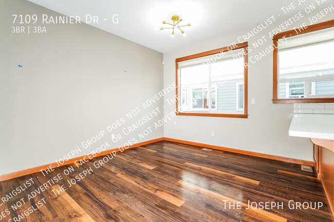 Building Photo - 7109 Rainier Dr