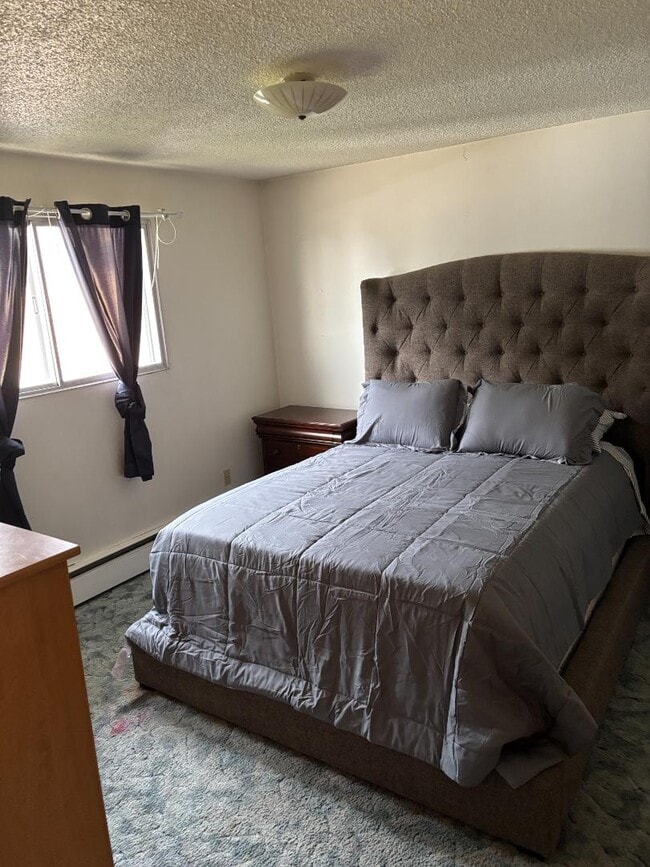 Building Photo - 1131 Walnut St