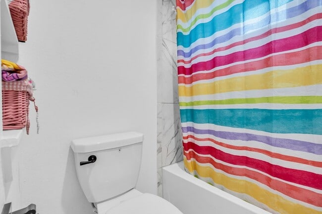 Building Photo - 426 Glacier Pass