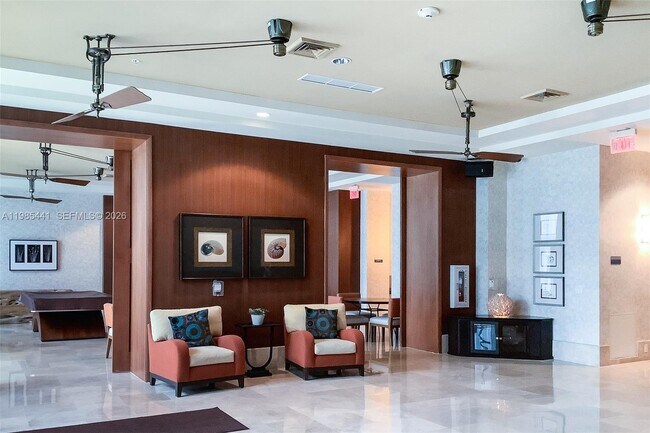 Building Photo - 1945 S Ocean Dr