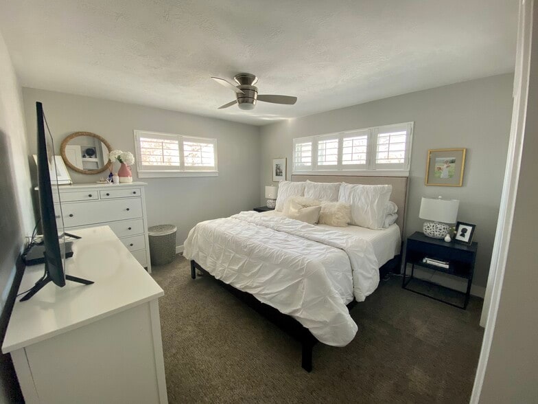 Building Photo - 429 W 2700 S