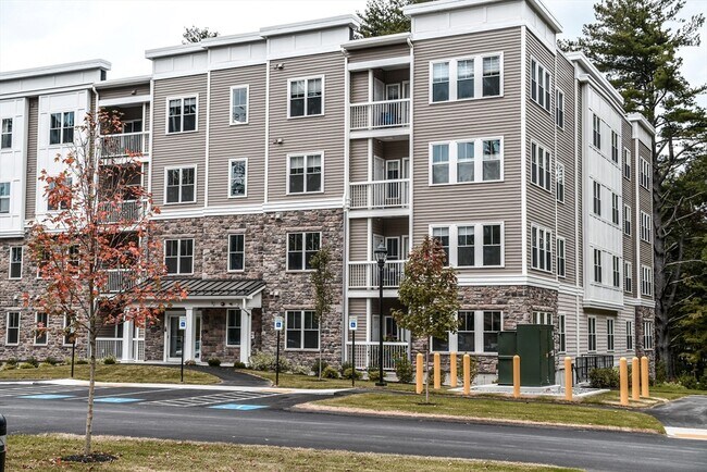 Primary Photo - 2 Winslow Ln