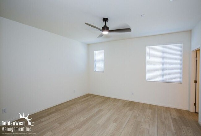 Building Photo - Newly built 3Bdm 2.5Ba Townhome in Summerlin!
