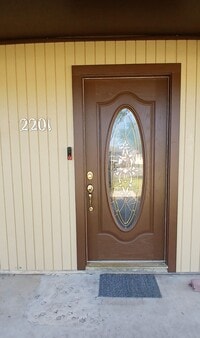 Building Photo - 2201 Timberline Dr