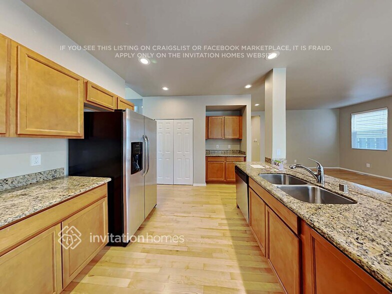 Building Photo - 12918 69th Dr SE