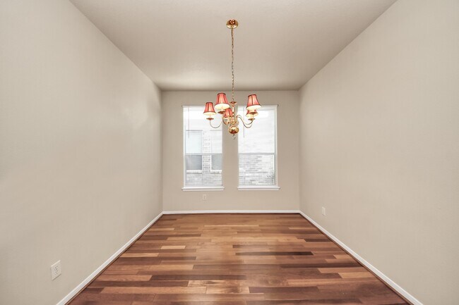 Building Photo - 19438 Juniper Vale Cir