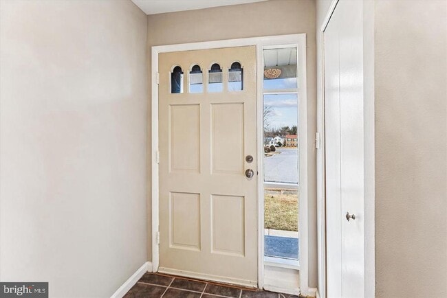 Building Photo - 7 Cedar Bluff Ct