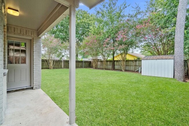 Building Photo - 23311 Montague Dr
