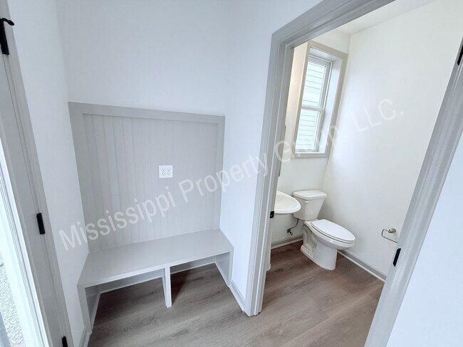 Building Photo - 4BR/3BA For Rent