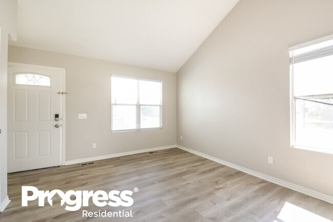 Building Photo - 12961 Leesburg Rd