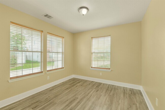 Building Photo - 19403 Wann Park Dr