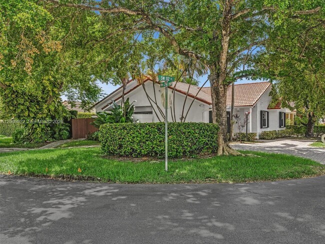 Building Photo - 7457 SW 112th Pl