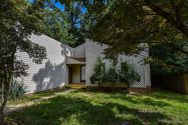 Building Photo - 5924 Dalton Rd