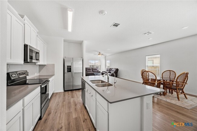 Building Photo - 141 Rowdy Yates Wy