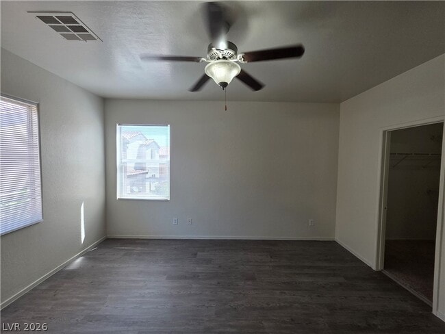 Building Photo - 7510 Perla Del Mar Ave