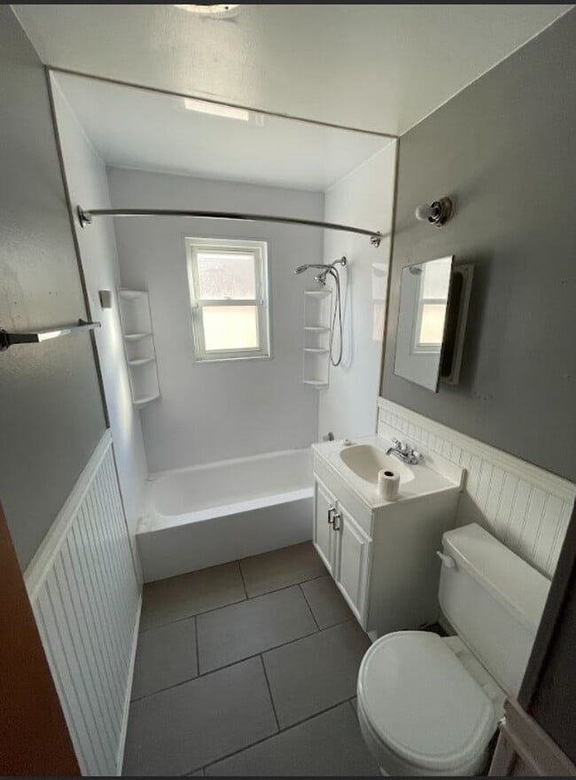 Building Photo - Do Not miss this home on WESTRIDGE! Rent to OWN!