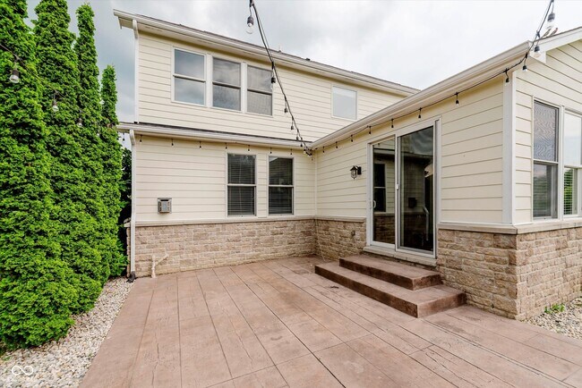 Building Photo - 10264 Normandy Way