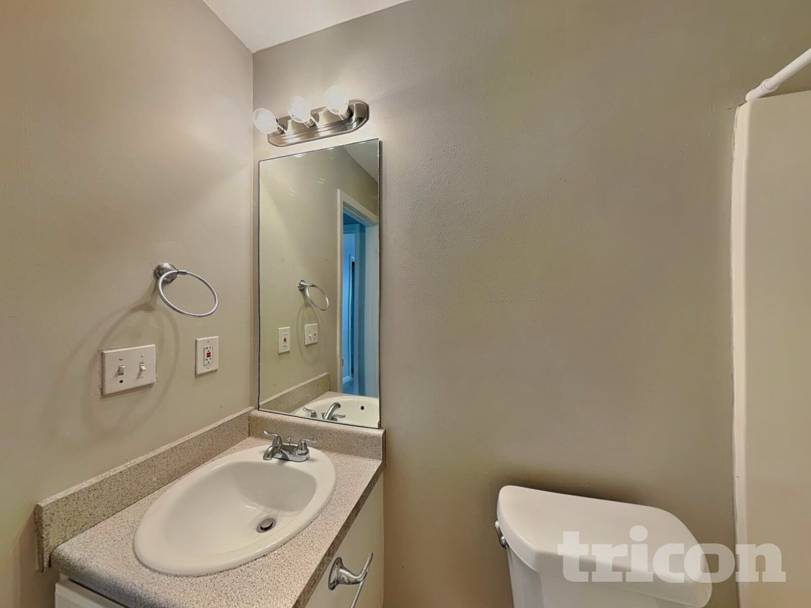 Building Photo - 34 Inverness Trce