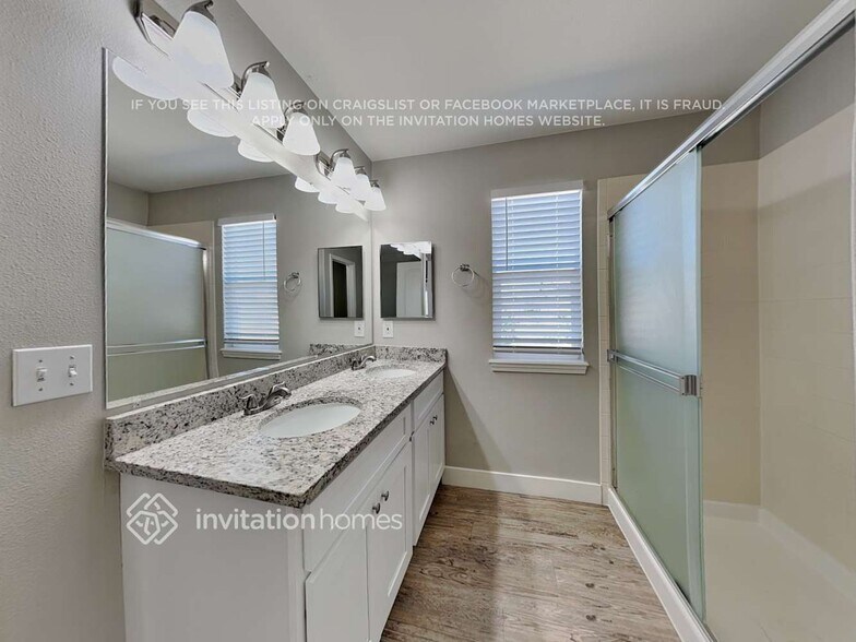 Building Photo - 1647 Silver Meadow Cir