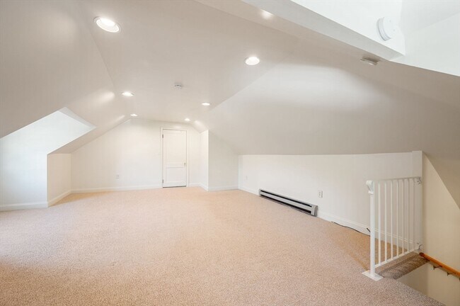 Building Photo - 62-64 Flett Rd