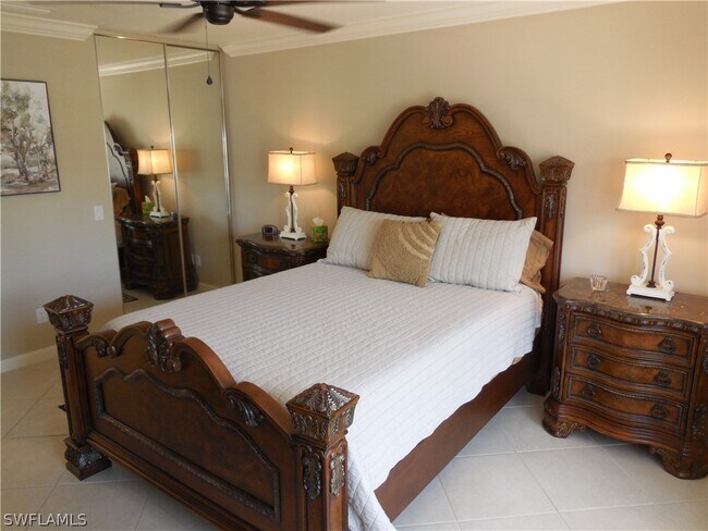 Building Photo - 5441 Guadeloupe Way