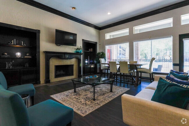 Club House - Lexington Apartments