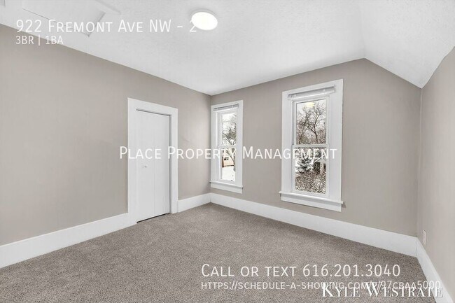 Building Photo - 922 Fremont Ave NW