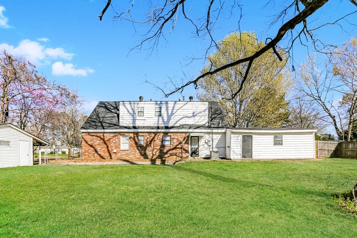 Building Photo - 545 Bellevue St