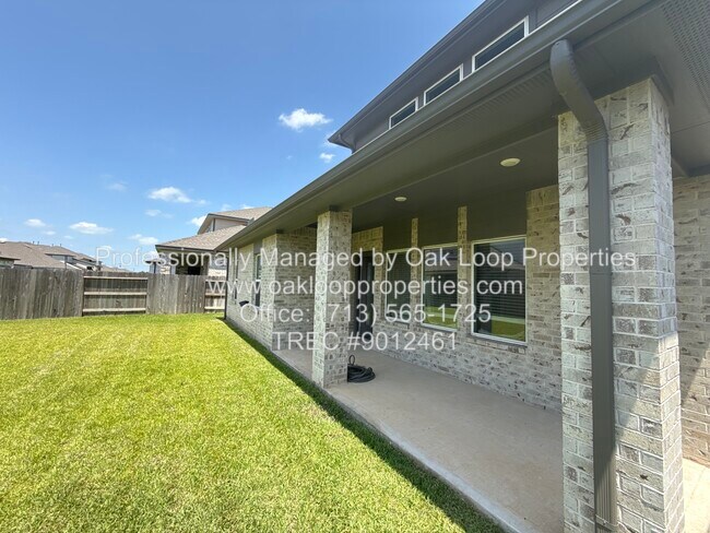 Building Photo - 1524 Sunrise Gables Dr
