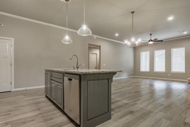 Building Photo - 6296 NW 178th Ter