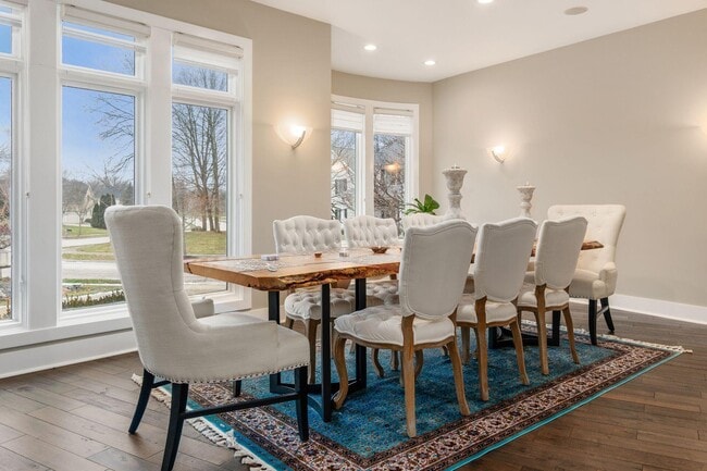 Building Photo - 4602 Sandwich Ct