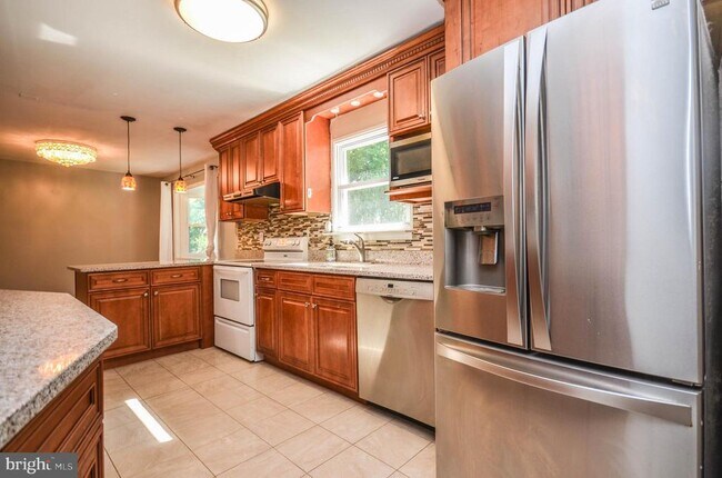 Building Photo - 11309 Brandy Hall Ln