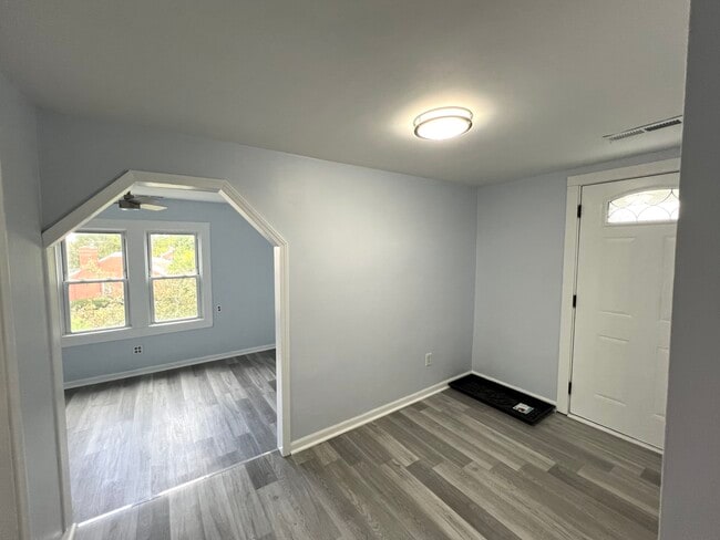 Building Photo - 3002 Green St