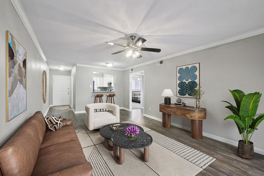 Building Photo - ReNew Greenway