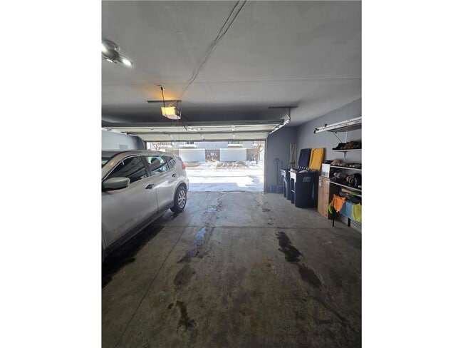 Building Photo - 15842 Frisian Ln