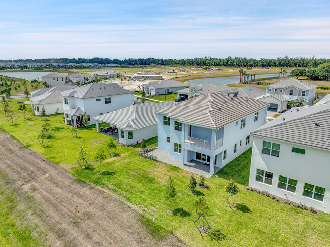 Building Photo - 14058 Spruce Pne Dr
