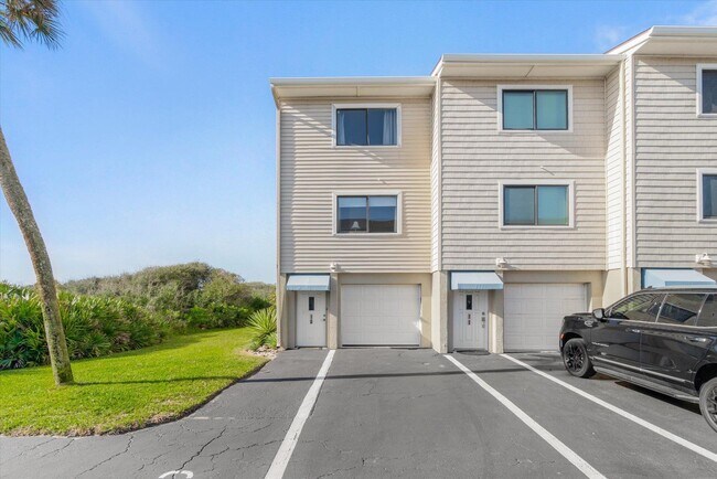 Building Photo - 3385 Coastal Hwy