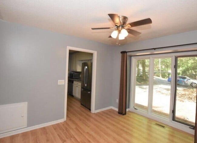 Building Photo - 1415 Texas Square