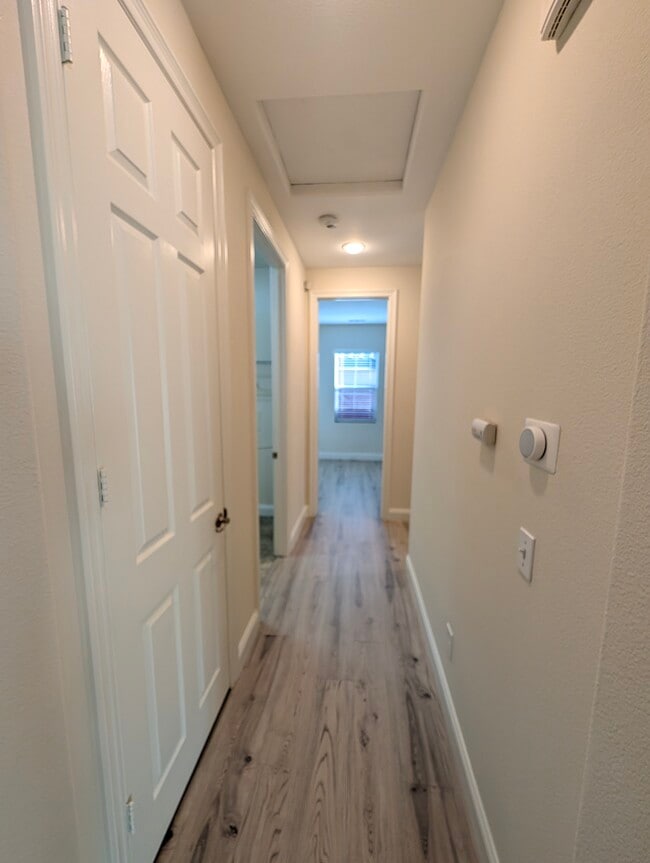 Building Photo - 1349 Edelweiss Dr