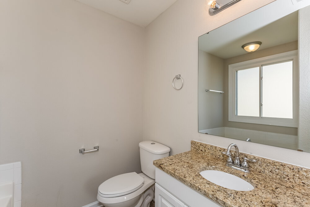 Building Photo - 3012 Sunlight Path Dr