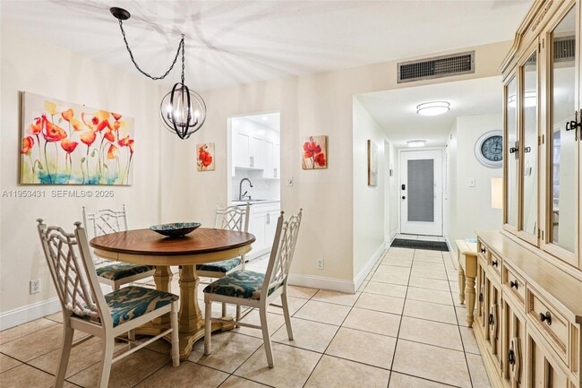 Building Photo - 2900 NW 48th Terrace