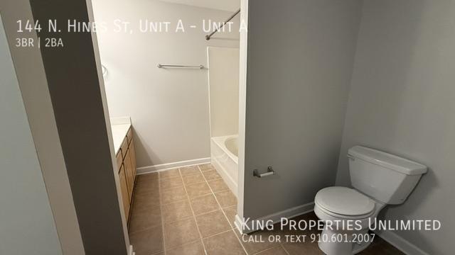 Building Photo - 144 N Hines St