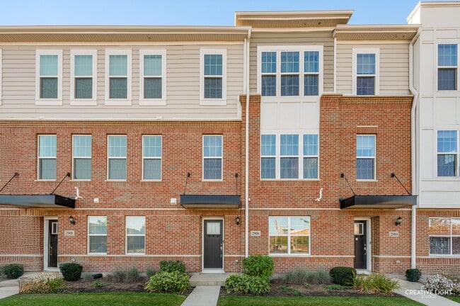 Building Photo - 2906 Reflection Dr